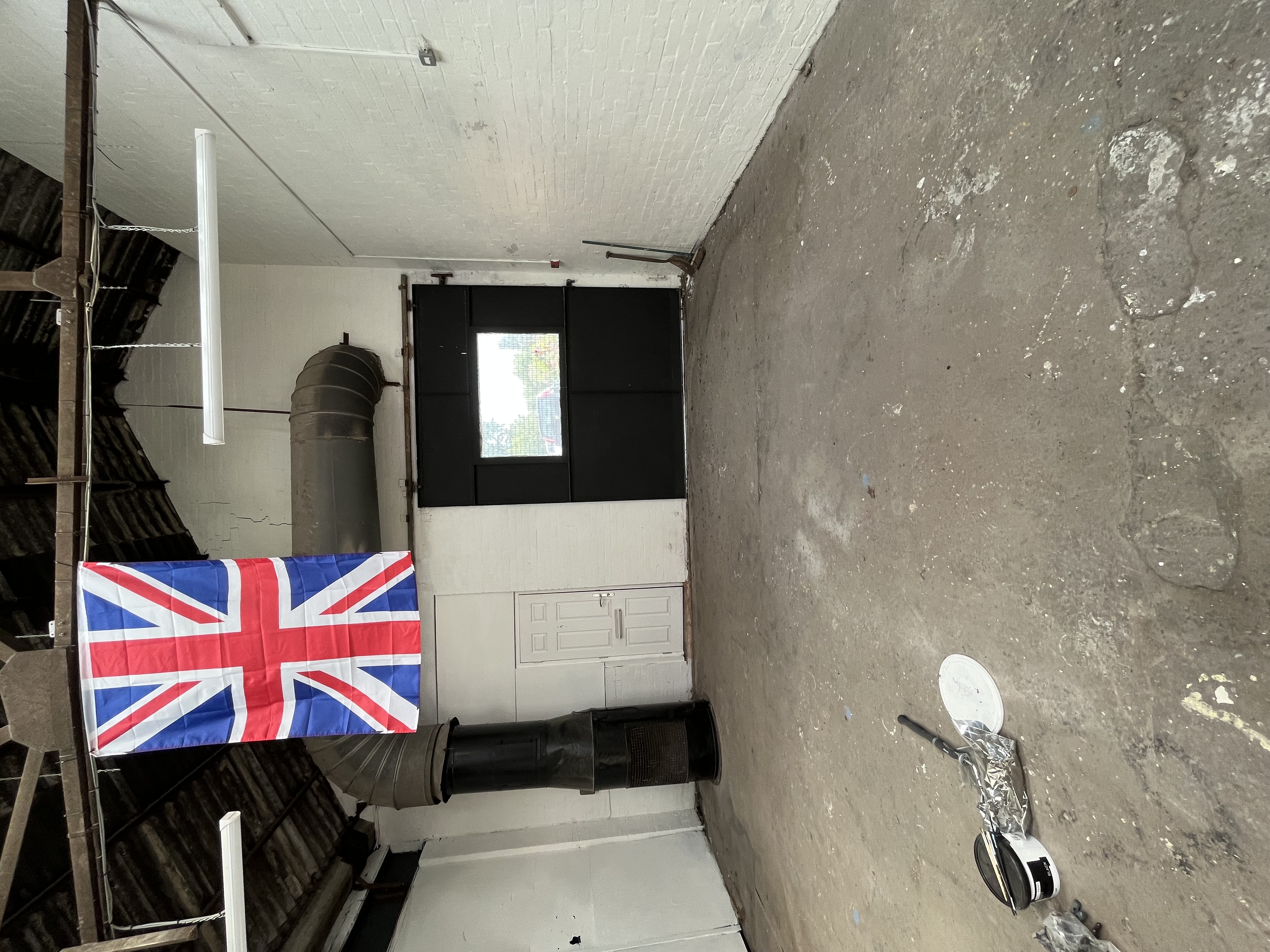 Industrial Unit in Pontypool - photo 2