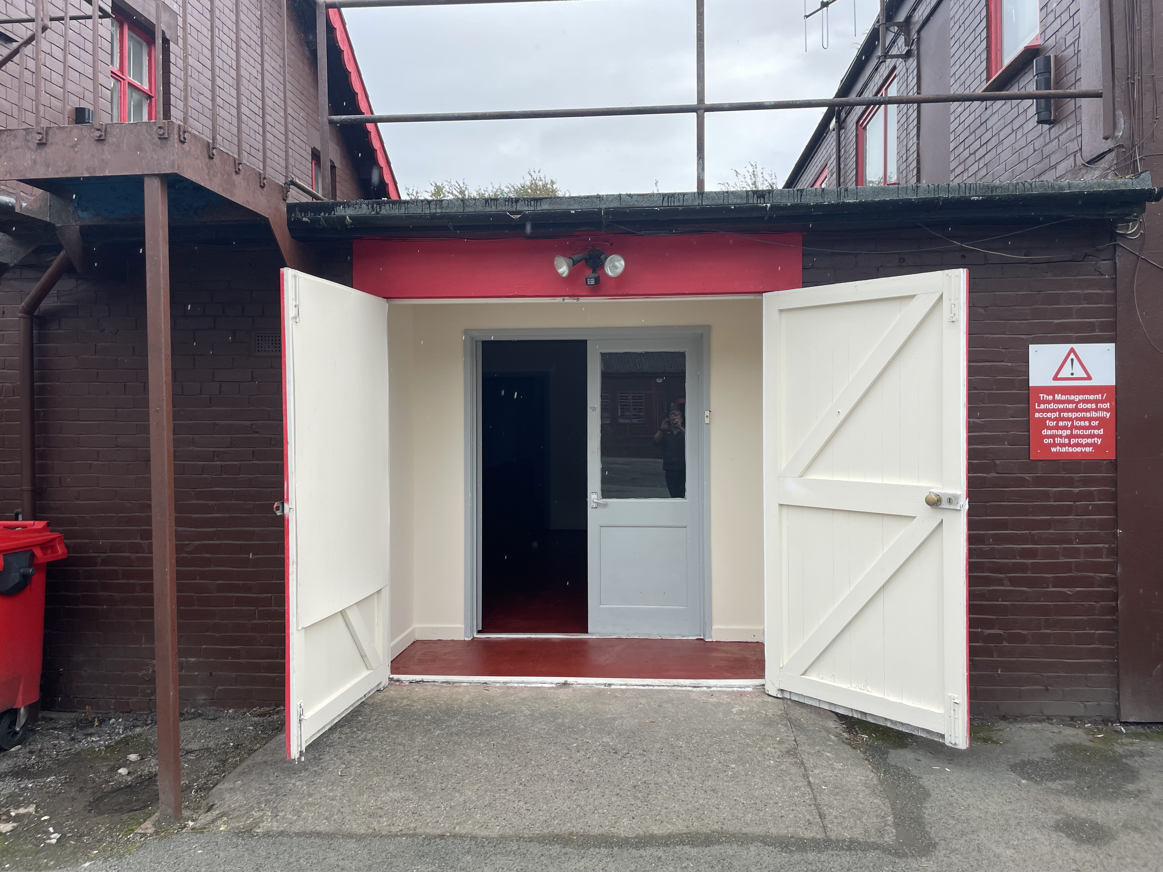 Industrial Unit in Oswestry - photo 2