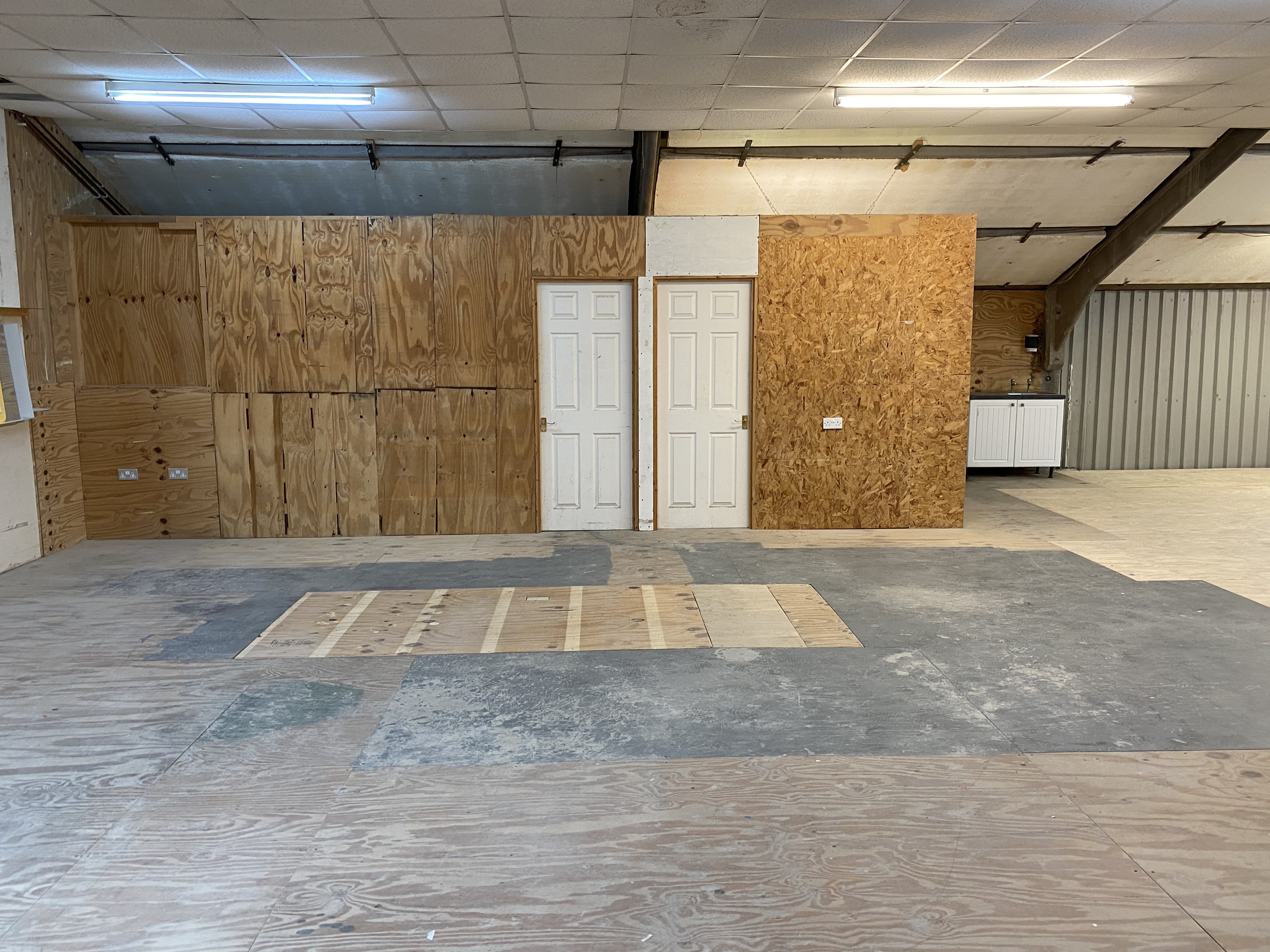 Industrial Unit in Faversham - photo 3