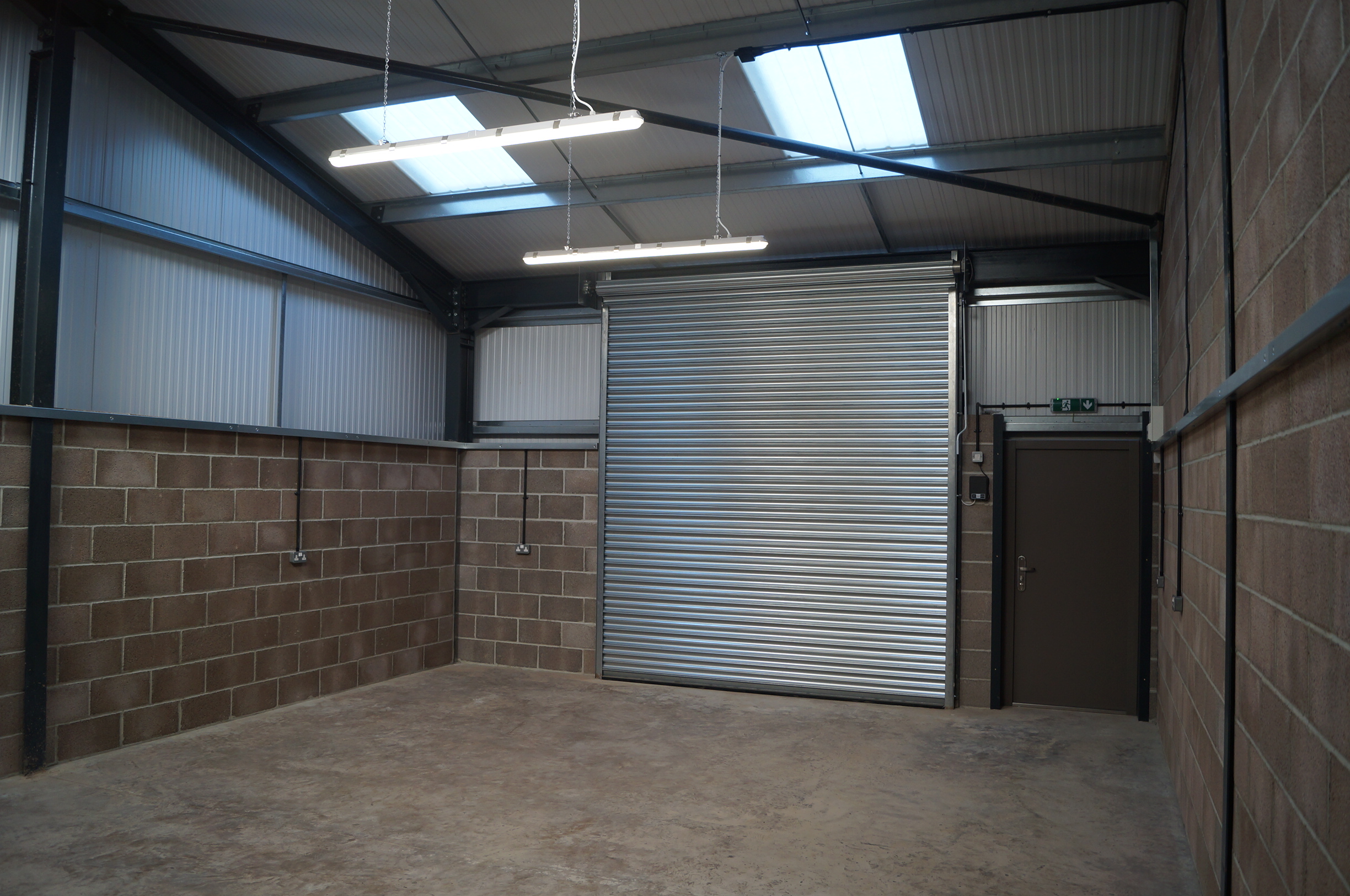 Storage in Chard - photo 4