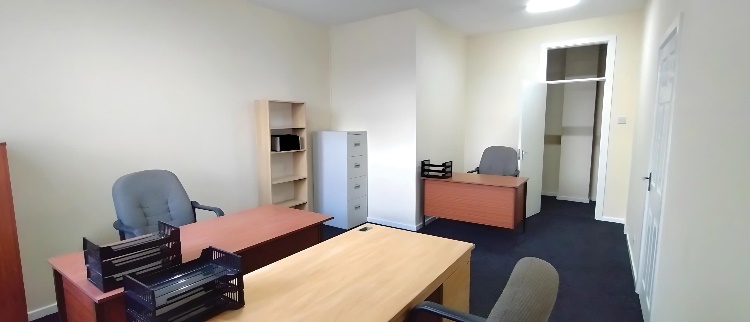 Office in Manchester - photo 2