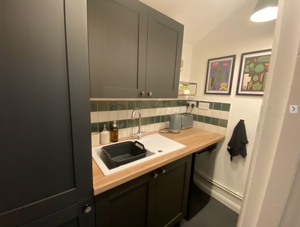 Retail/Shop in Stamford - photo 4