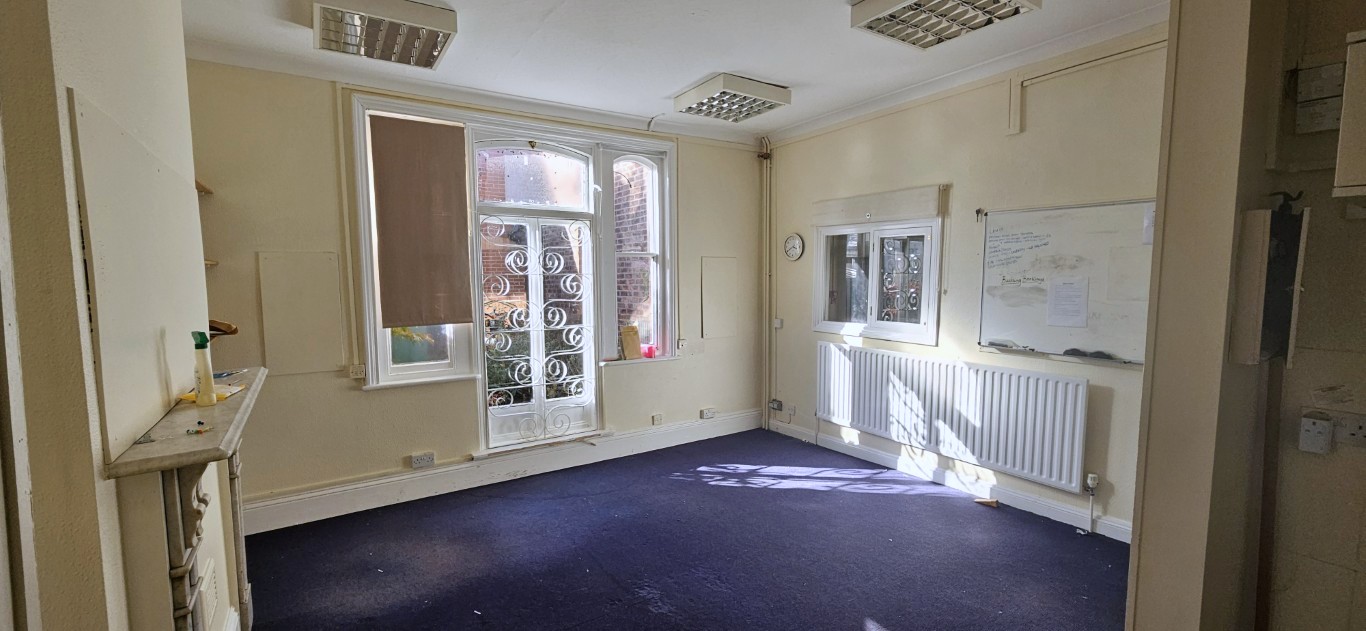 Other in Heanor - photo 3