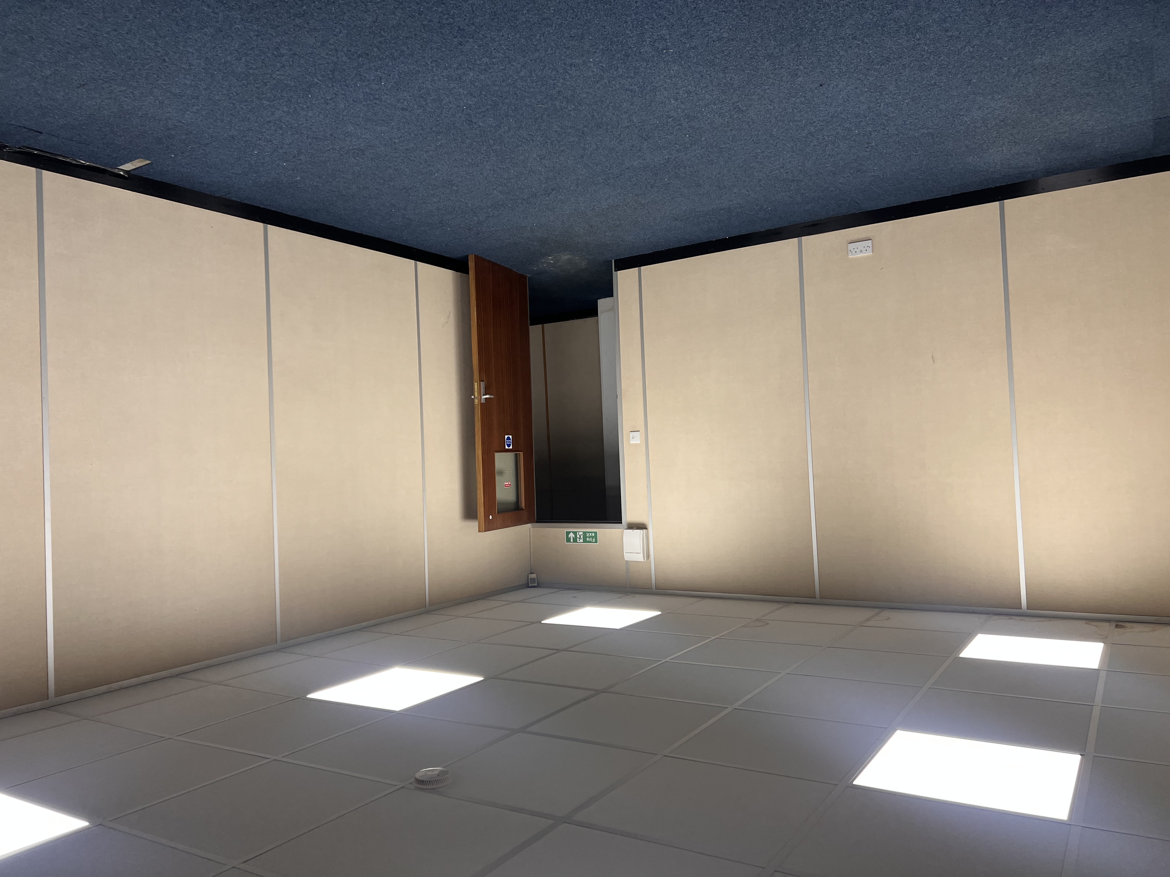 Office in Leicester - photo 3