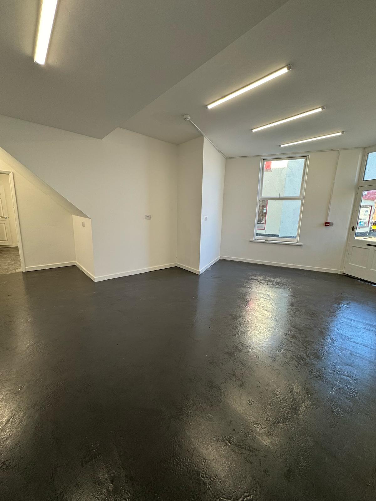 Retail/Shop in Great Yarmouth - photo 3