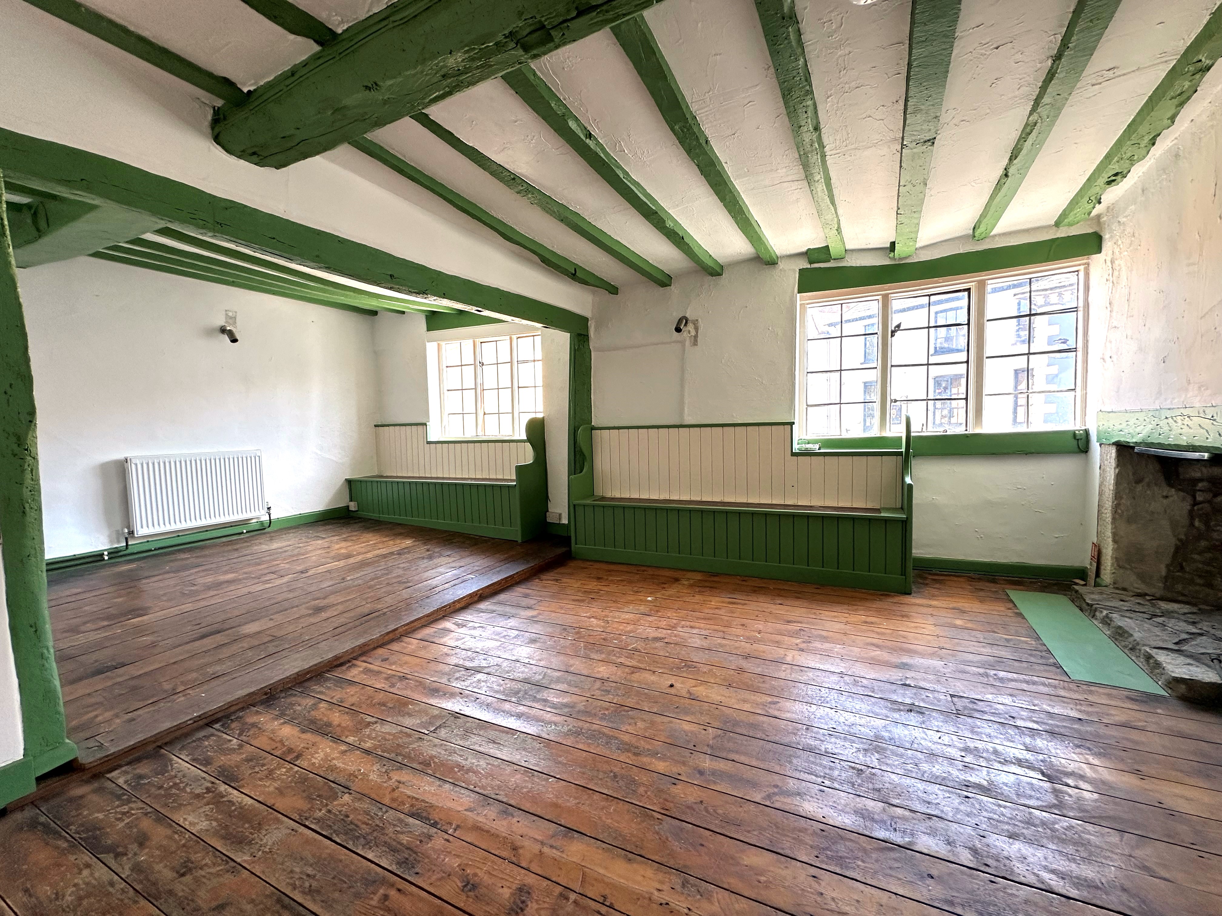 Retail/Shop in Faringdon - photo 4