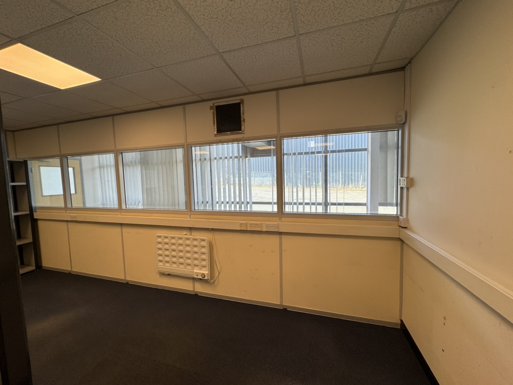 Office in Edinburgh - photo 4