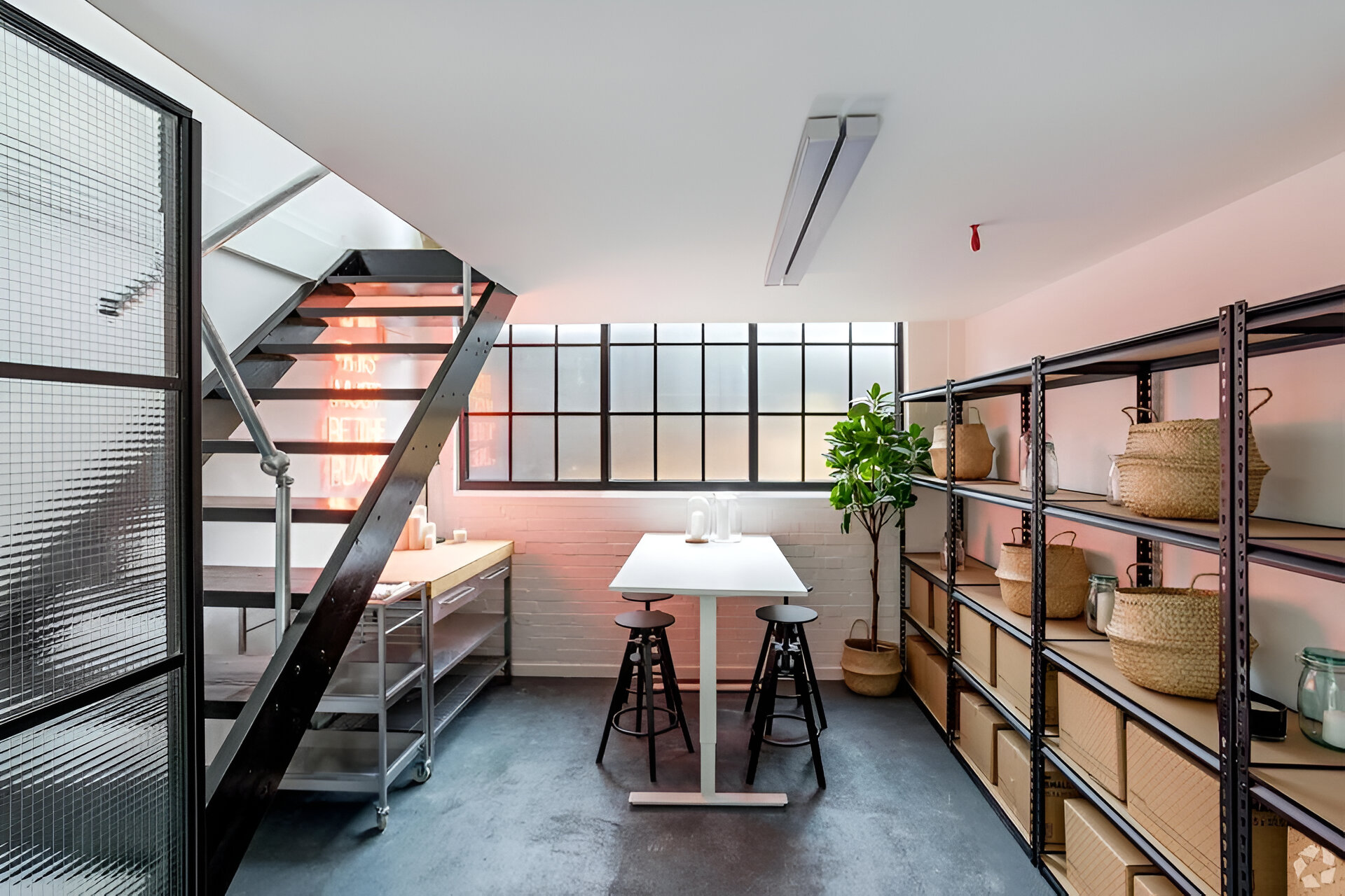 Office in Wembley - photo 3