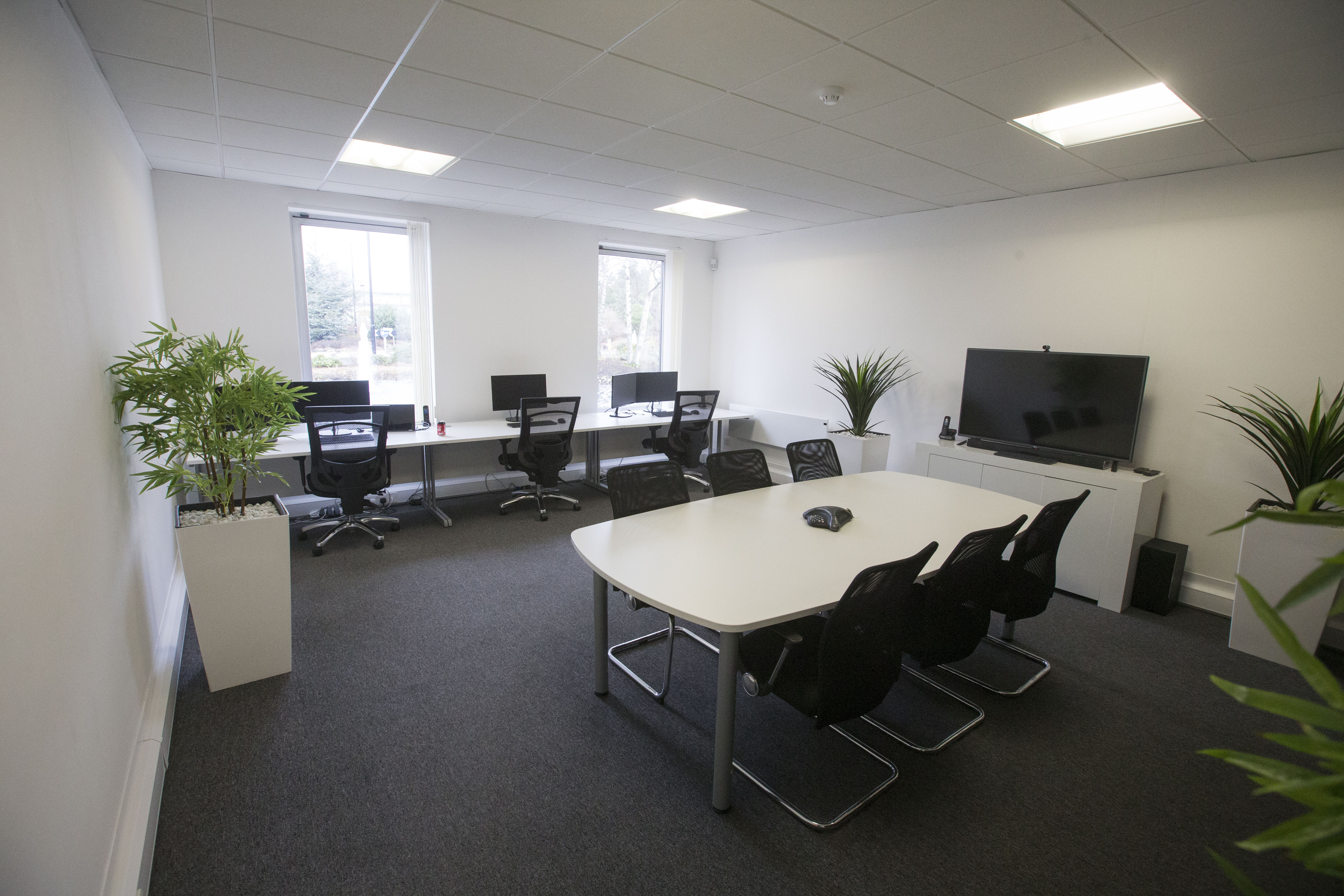 Office in Bellshill - photo 3