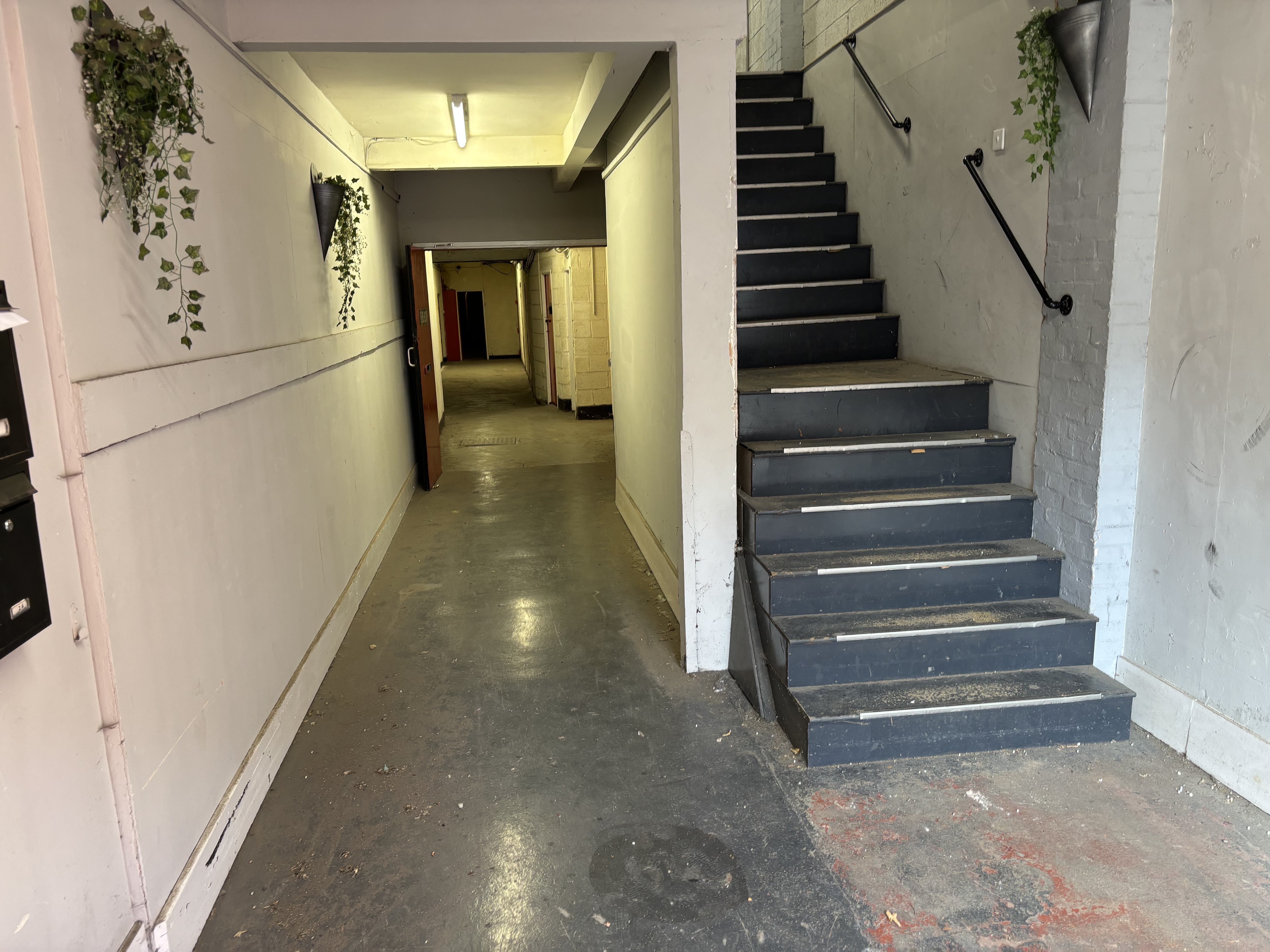 Storage in Rowley Regis - photo 3