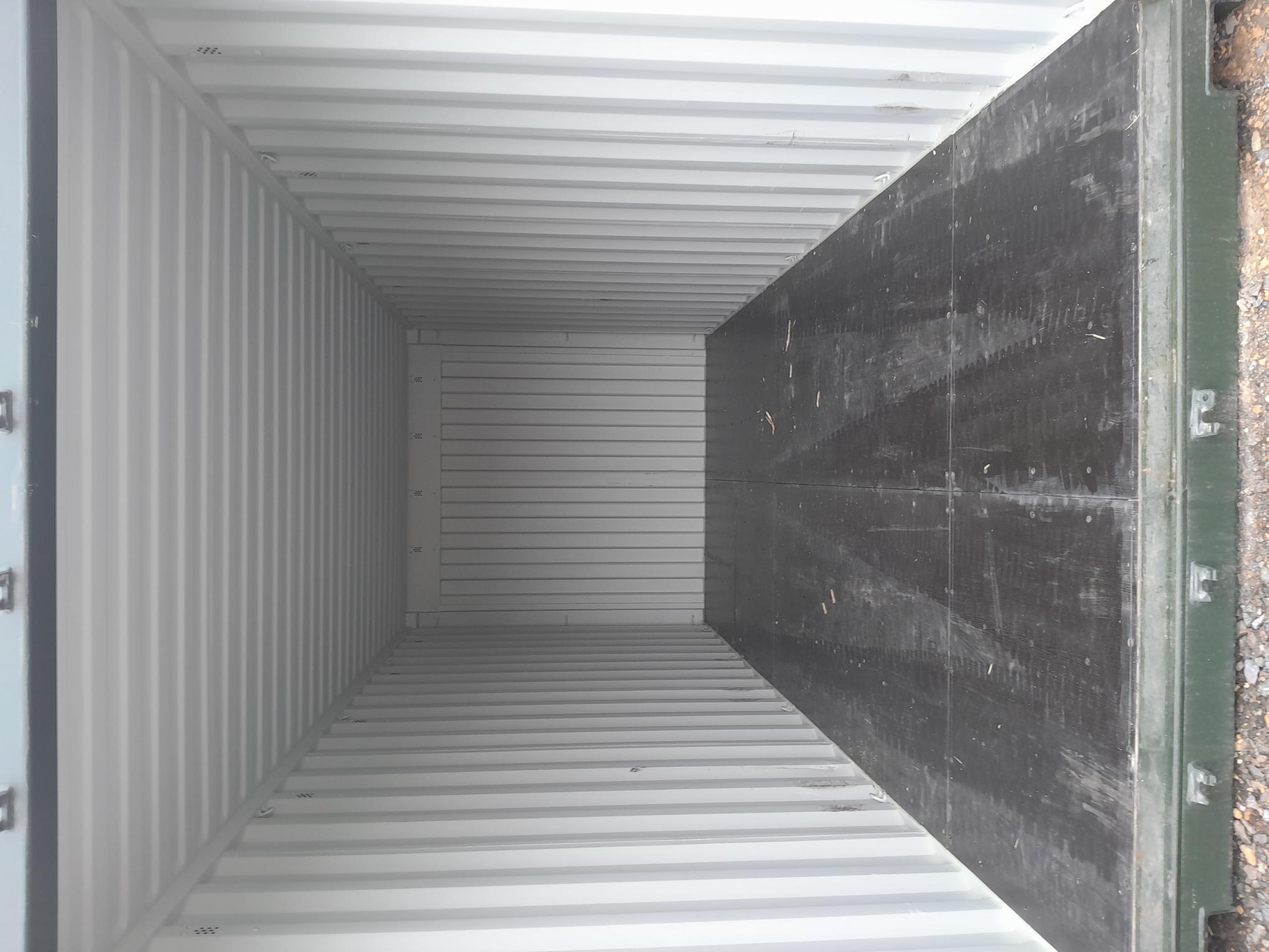 Industrial Unit in Newark - photo 2