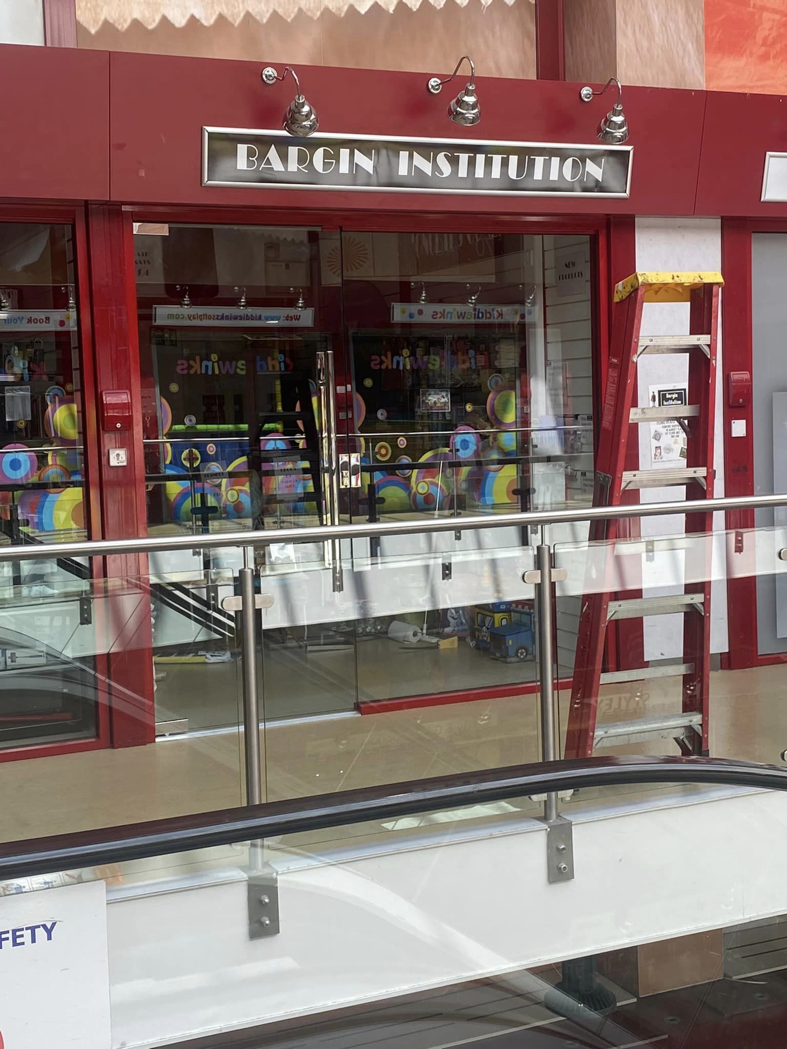 Office in Romford - photo 3