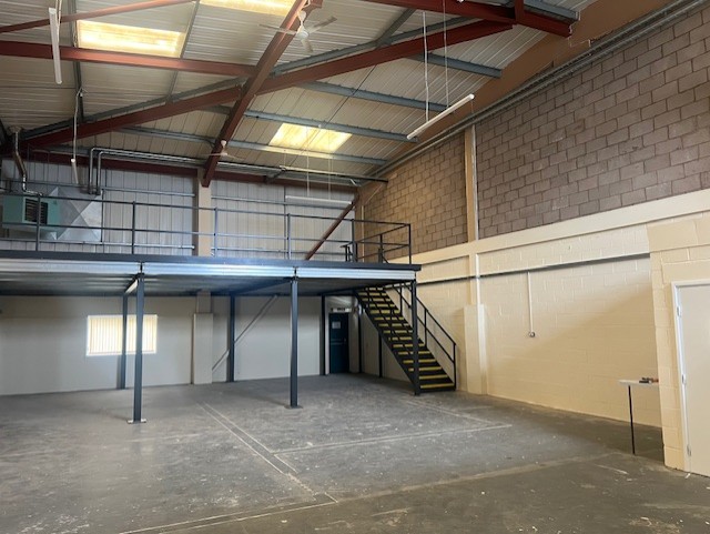 Storage in Nuneaton - photo 2