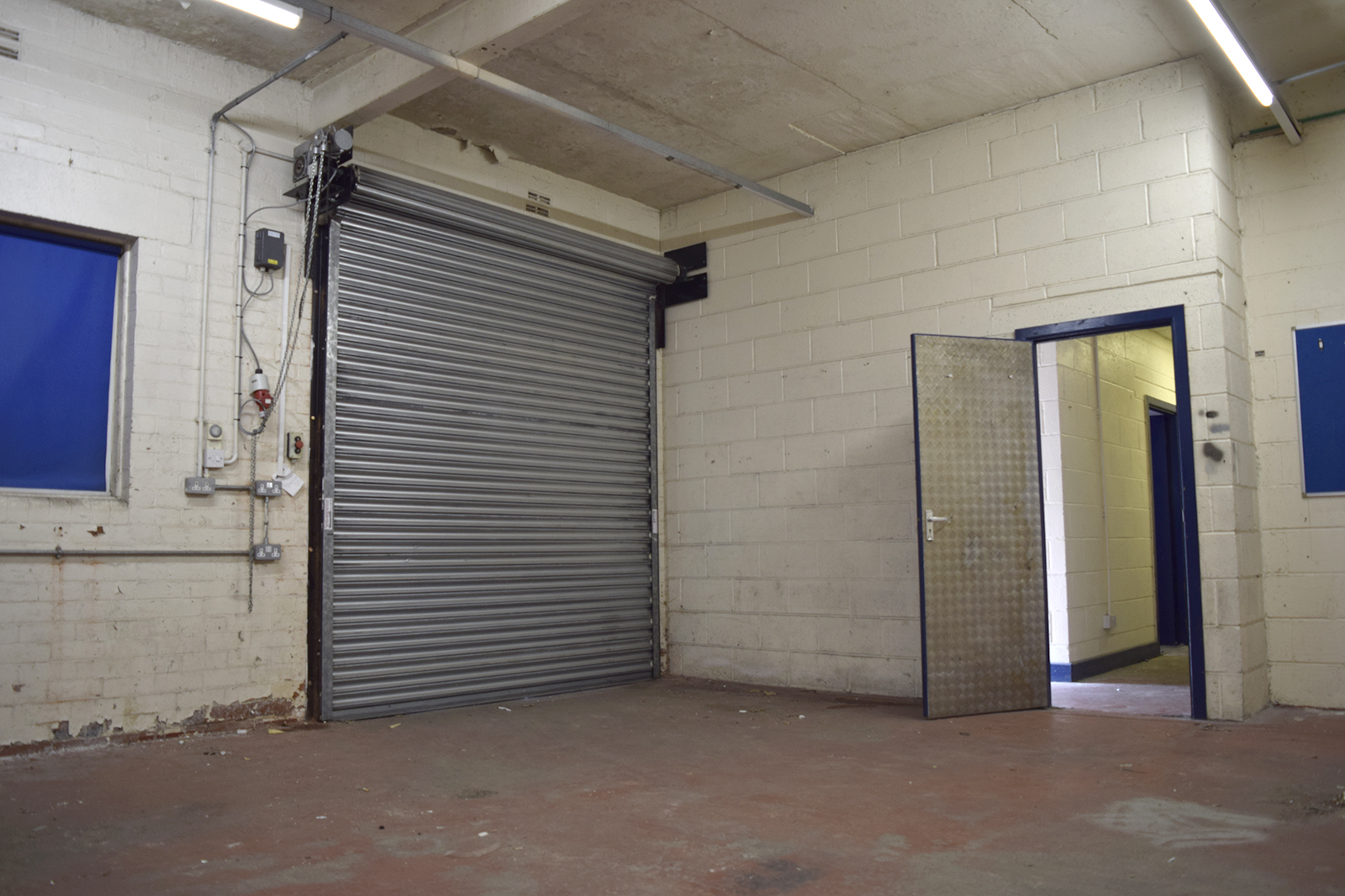 Storage in Accrington - photo 4