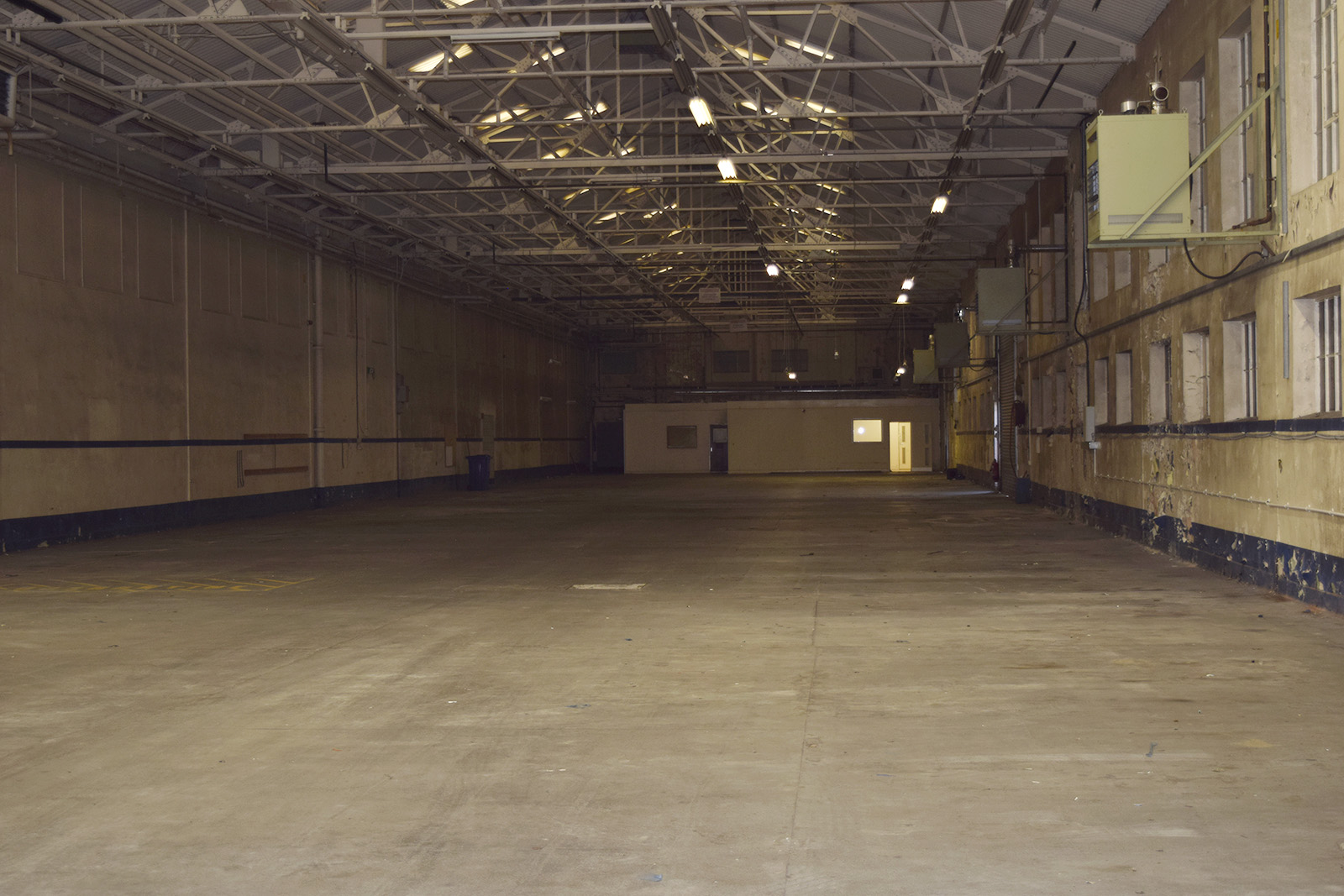 Industrial Unit in Blackburn - photo 3