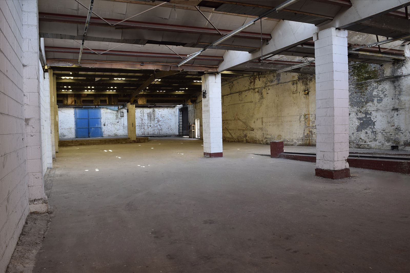 Industrial Unit in Blackburn - photo 2