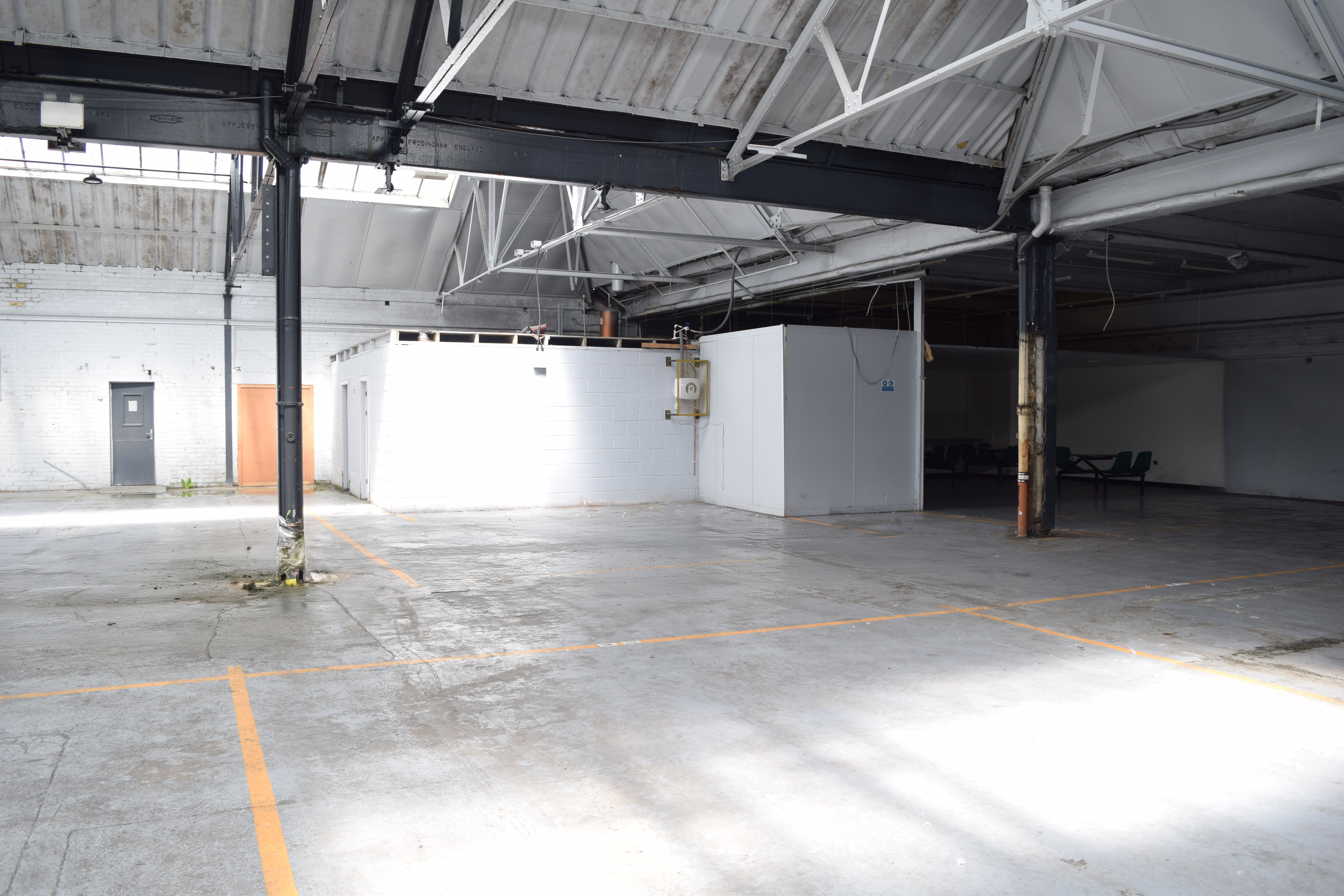 Industrial Unit in Blackburn - photo 4