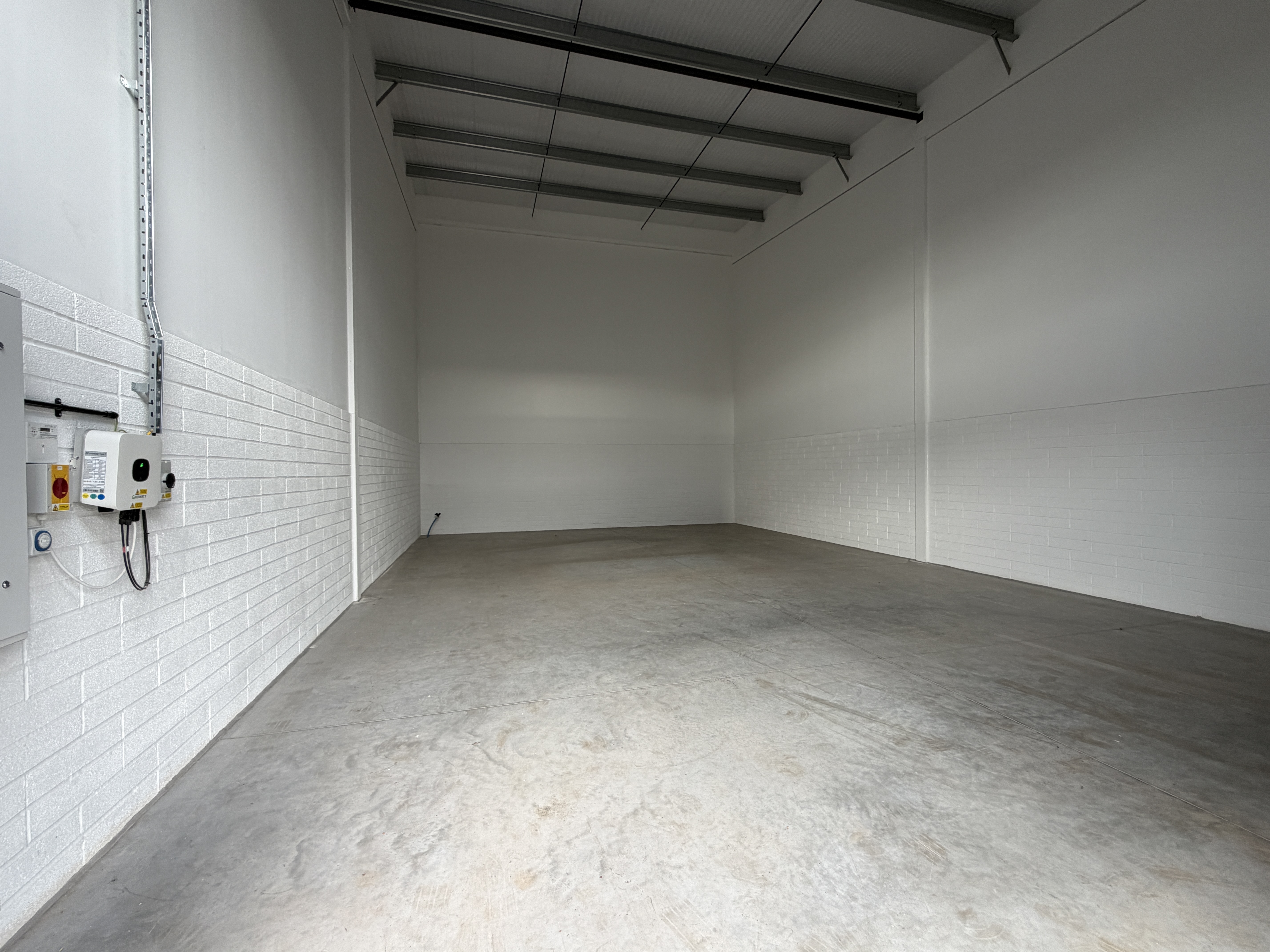 Industrial Unit in Clyst Honiton - photo 2