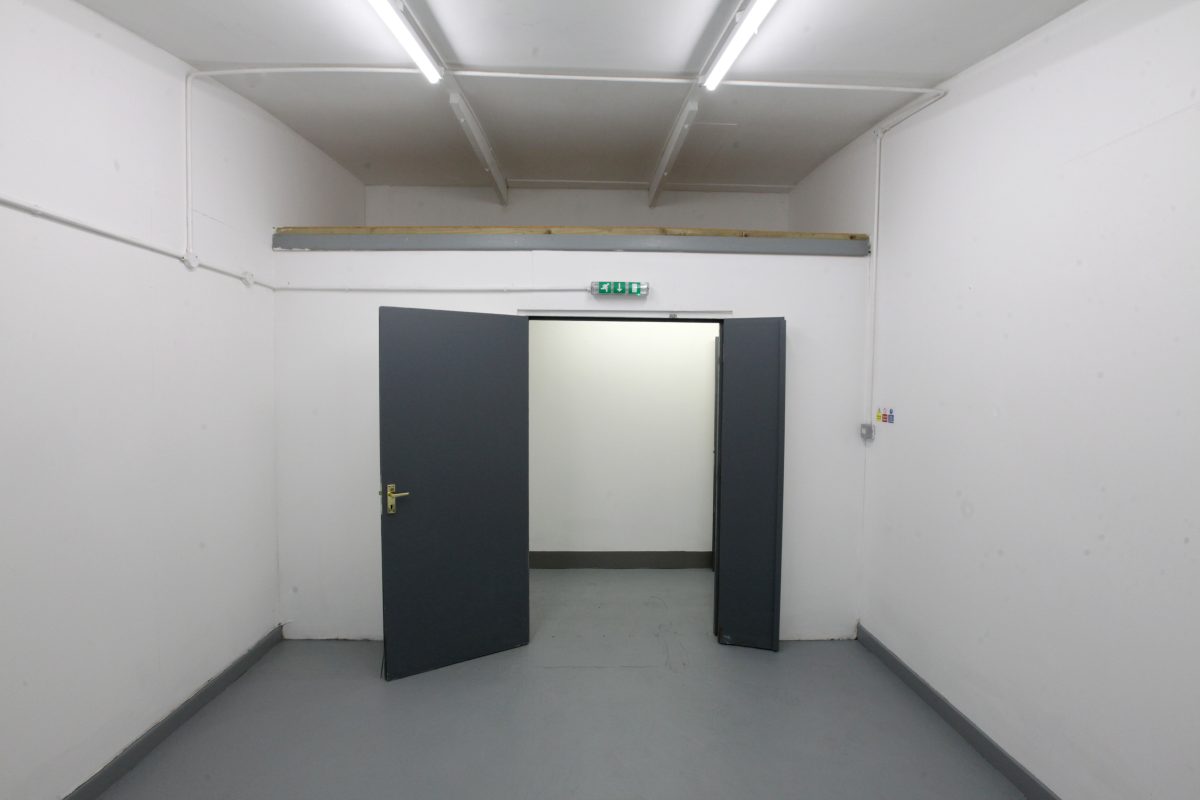 Industrial Unit in Petersfield - photo 4