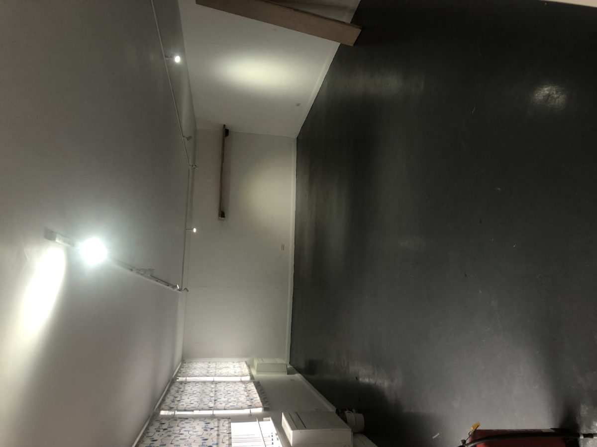 Industrial Unit in LONDON - photo 3