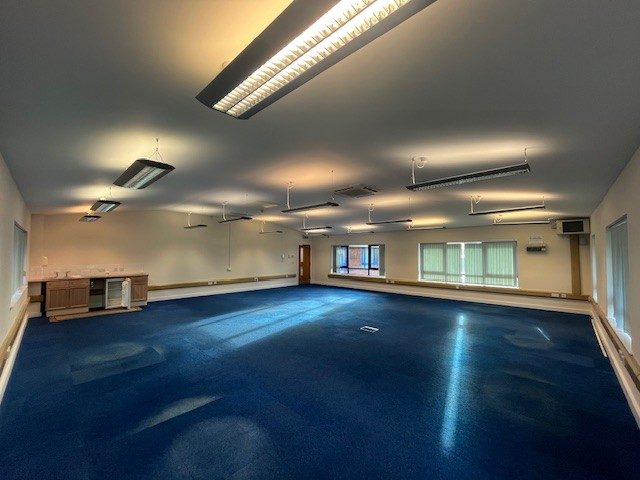 Office in Bridgnorth - photo 3