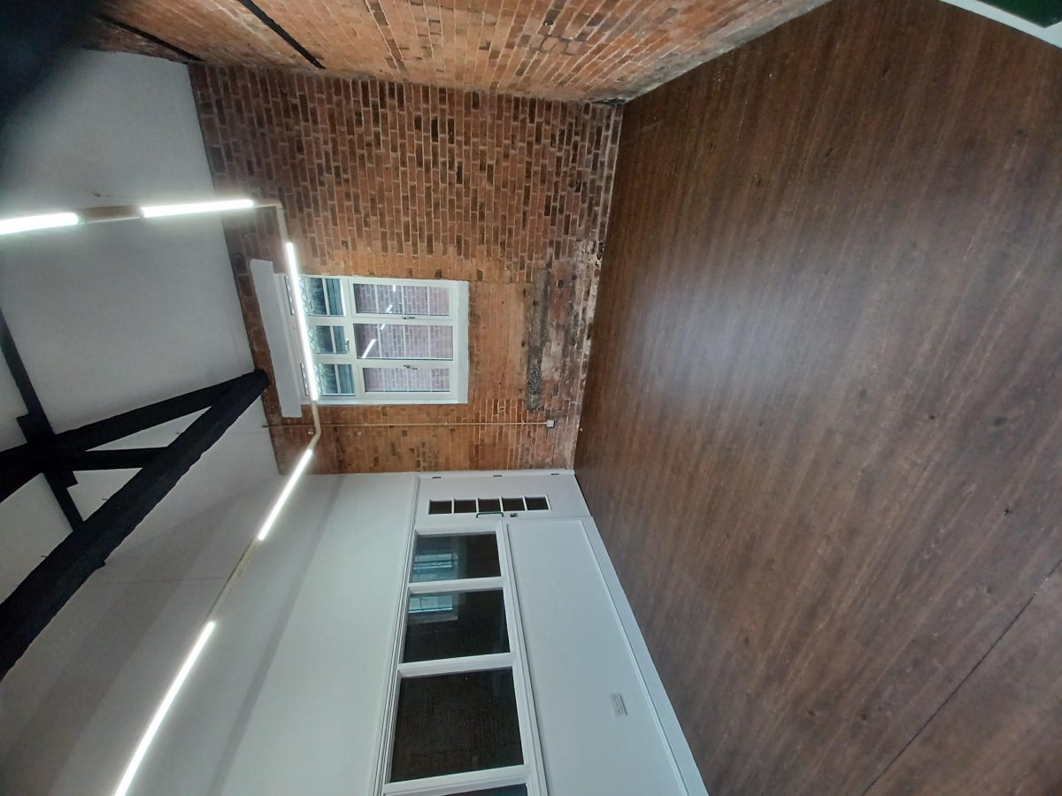 Retail/Shop in Mansfield - photo 3