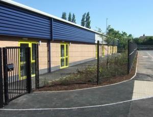 Industrial Unit in Nuneaton - photo 2