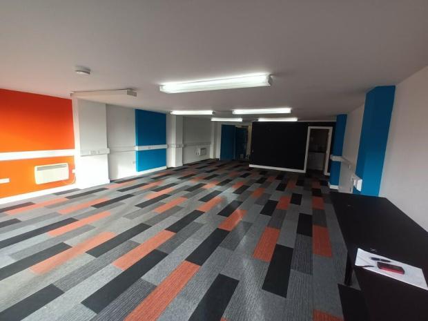 Retail/Shop in Bristol - photo 3