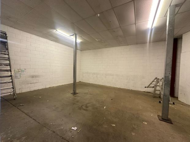 Industrial Unit in Greenford - photo 2