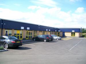 Office in Melksham - photo 3