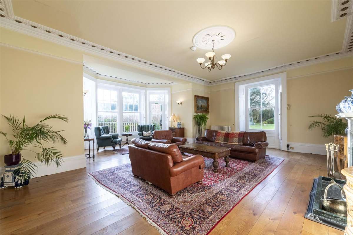 Commercial Property in Peterborough - photo 2