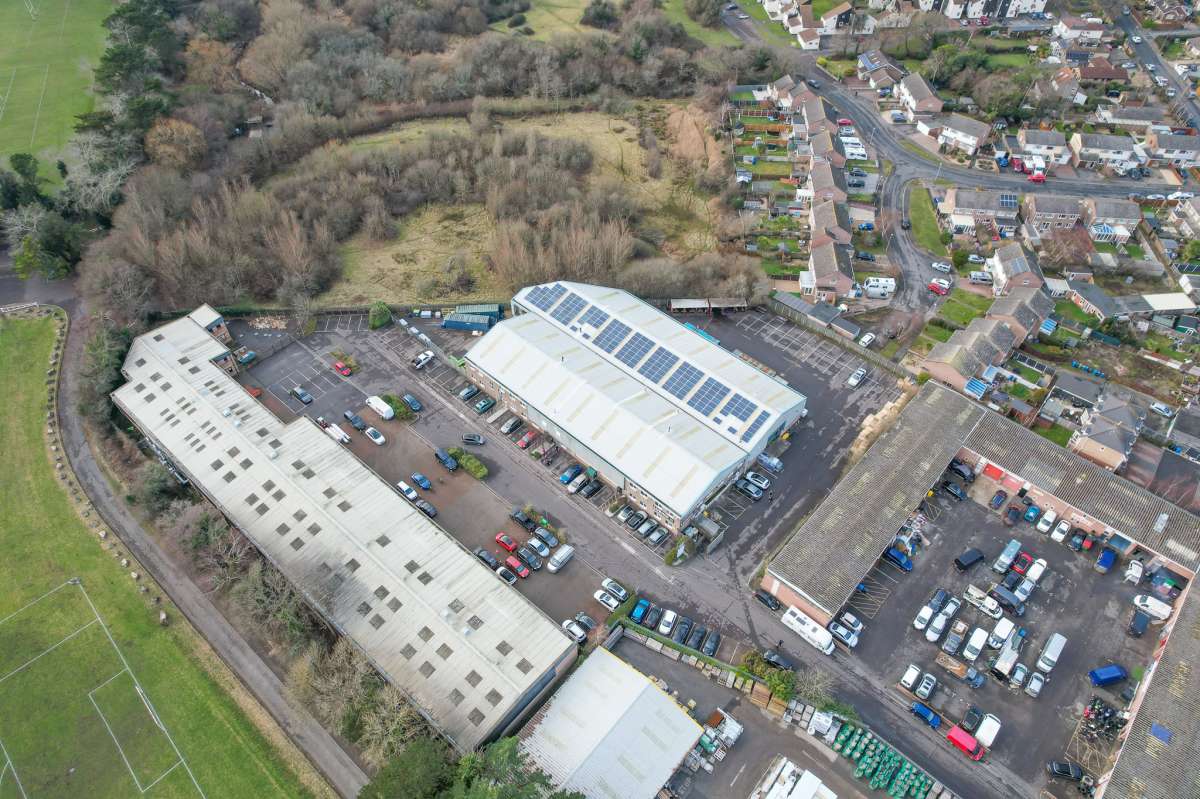 Industrial Unit in Poole - photo 4