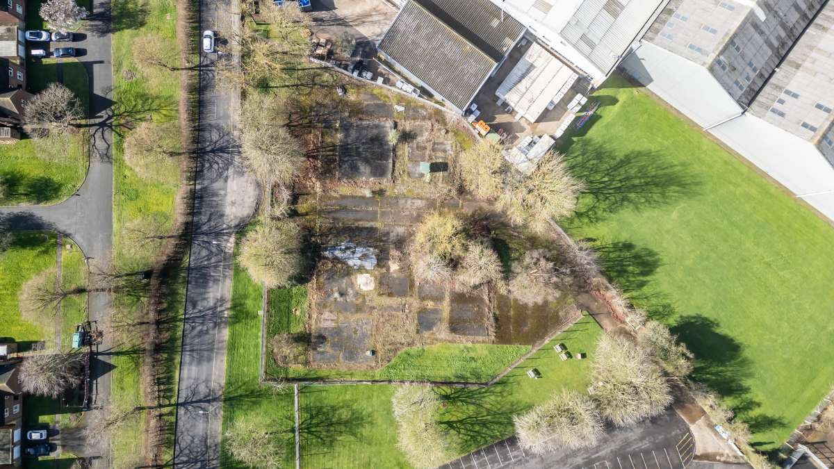 Industrial Unit in Leighton Buzzard - photo 3