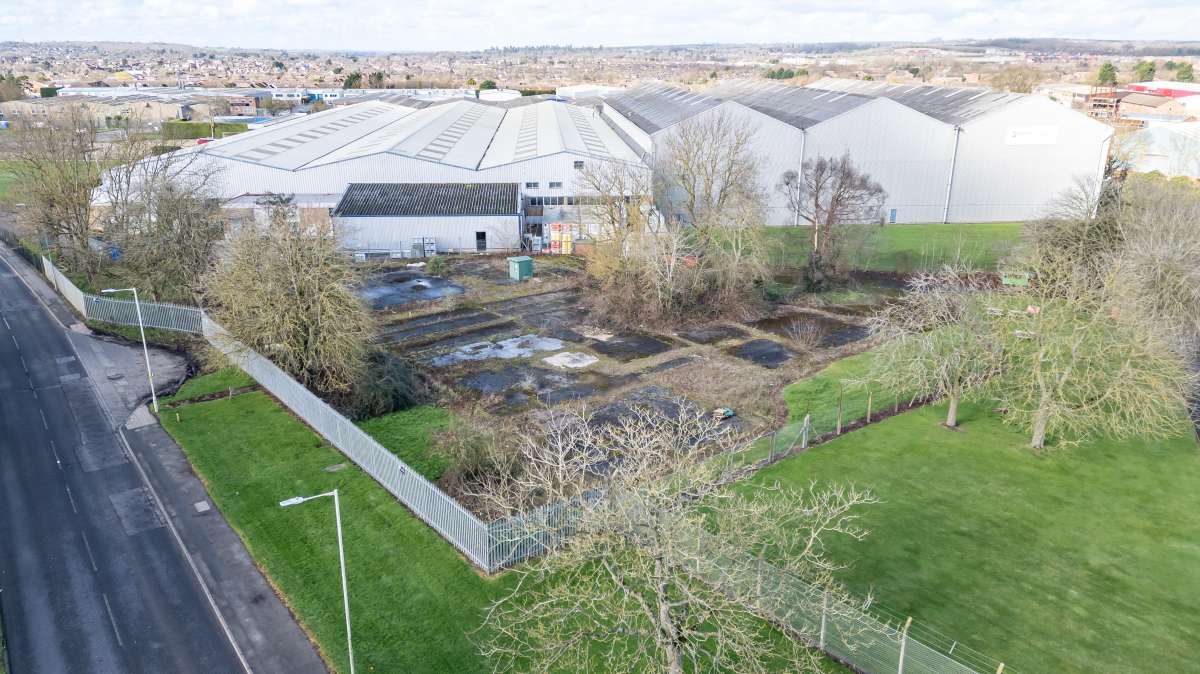 Industrial Unit in Leighton Buzzard - photo 4