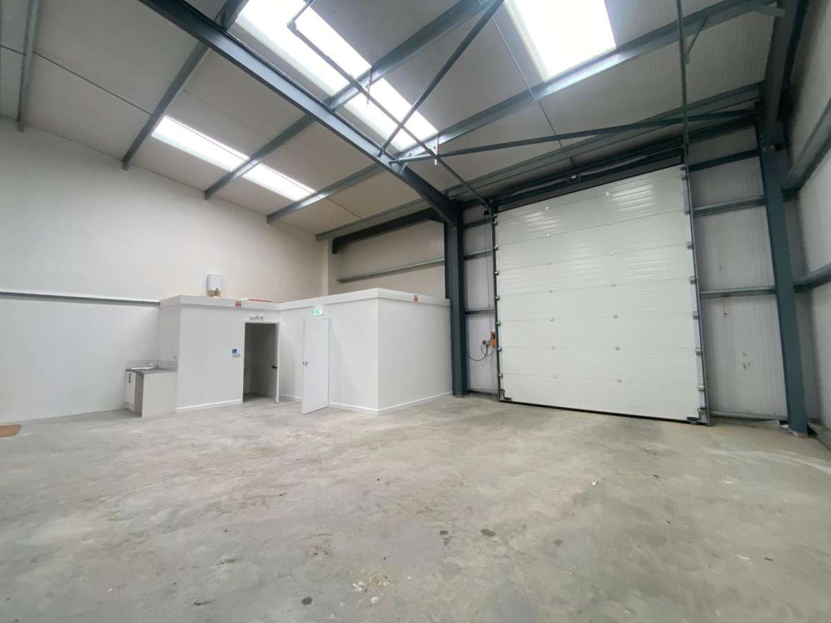 Industrial Unit in Attleborough - photo 2