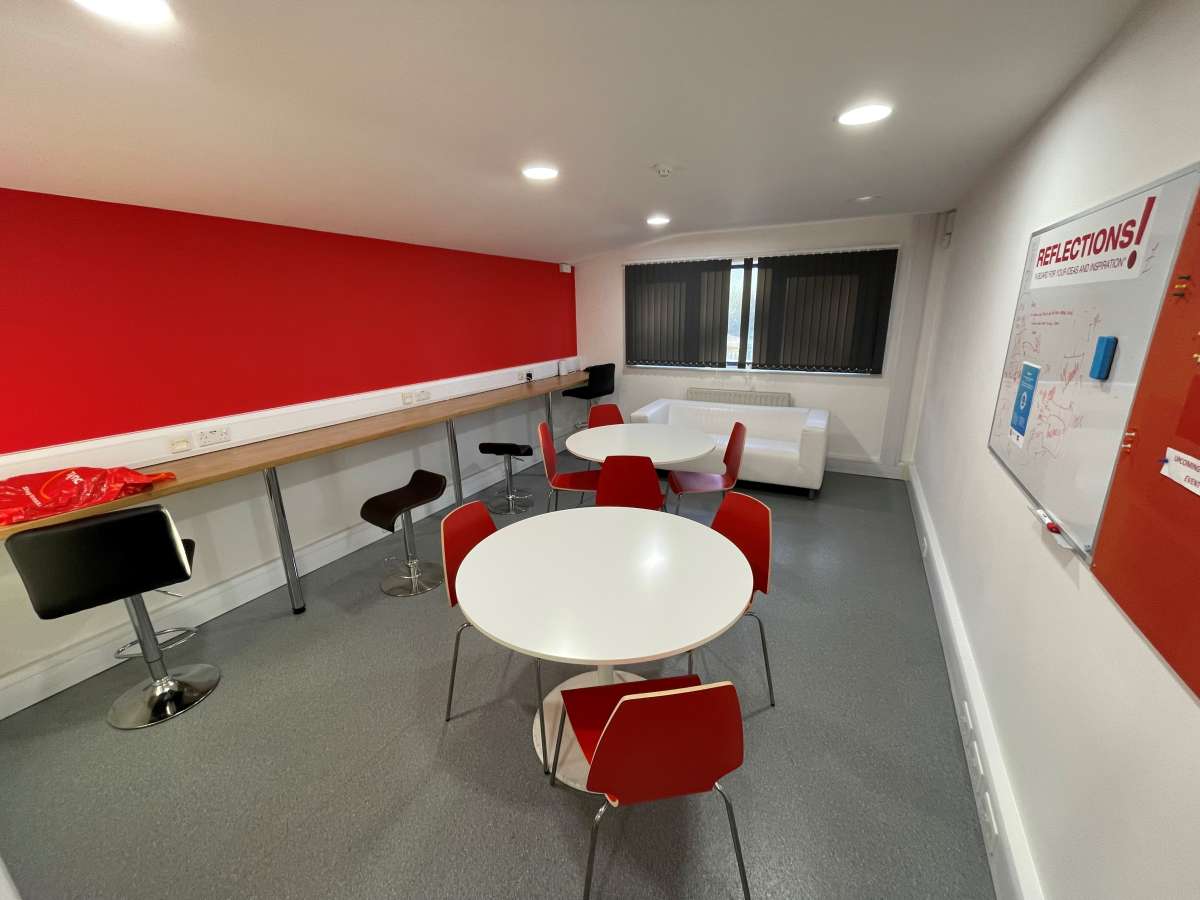 Industrial Unit in Leicester - photo 4