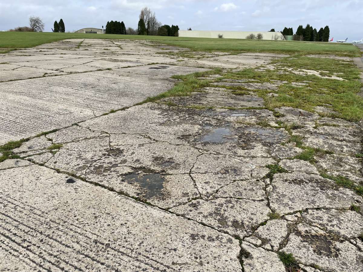 Industrial Unit in Cirencester - photo 3