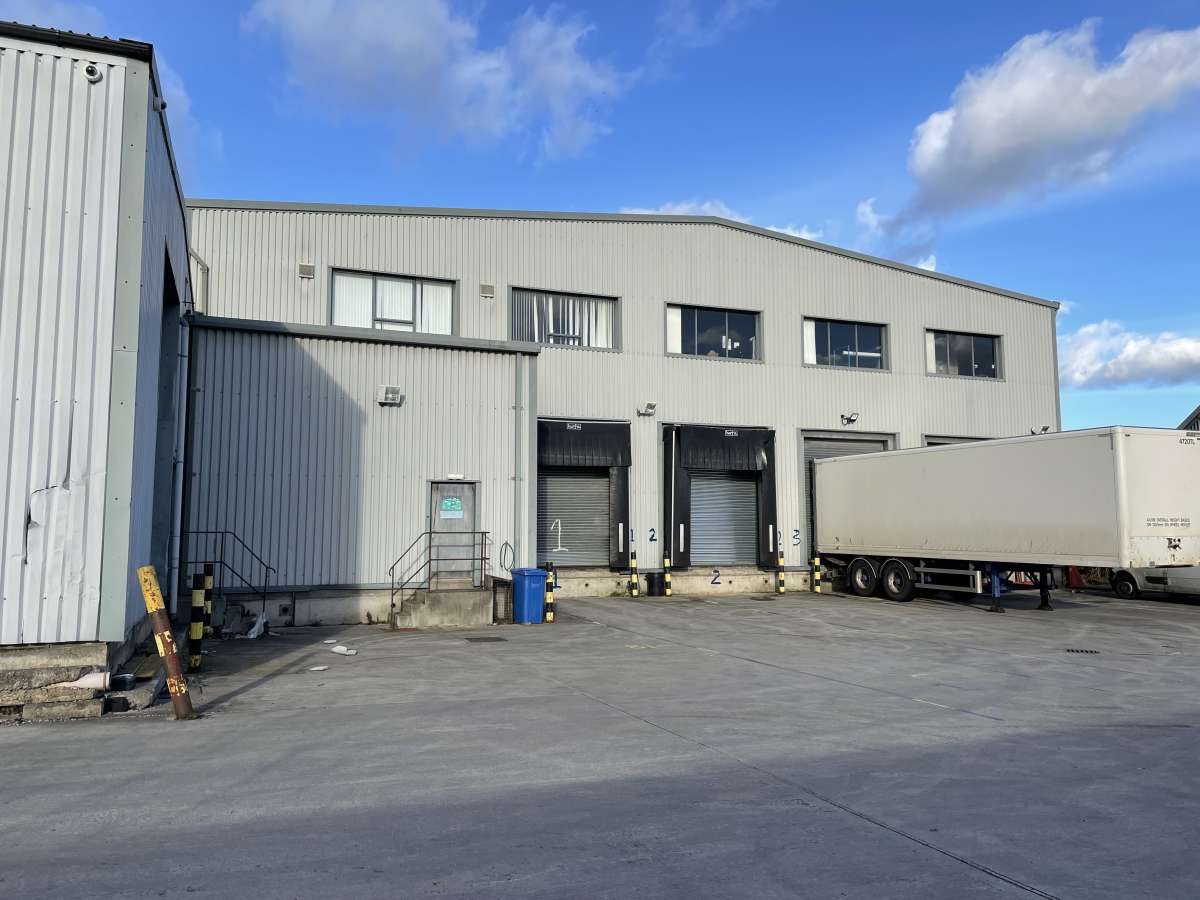 Industrial Unit in Trowbridge - photo 2