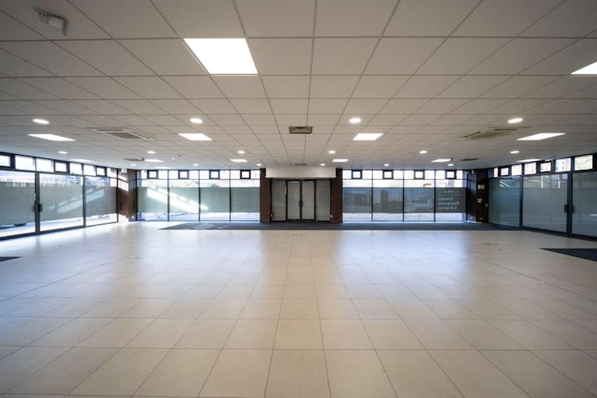 Industrial Unit in Pulborough, West Sussex - photo 3