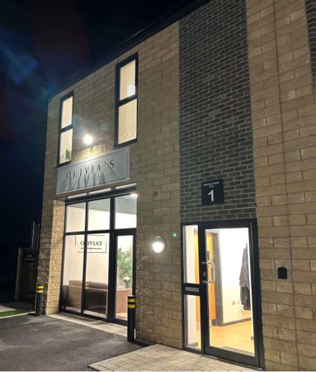 Industrial Unit in Sheffield - photo 2