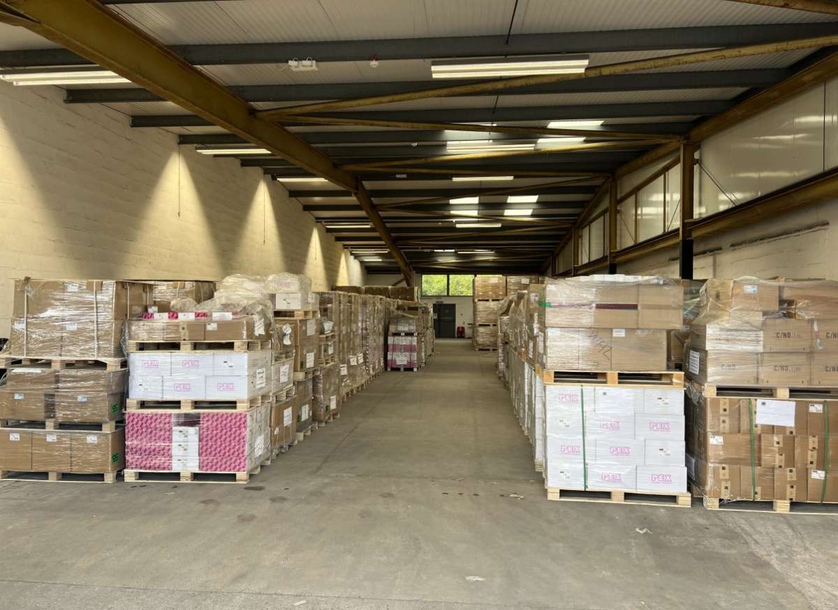 Industrial Unit in Glastonbury - photo 2