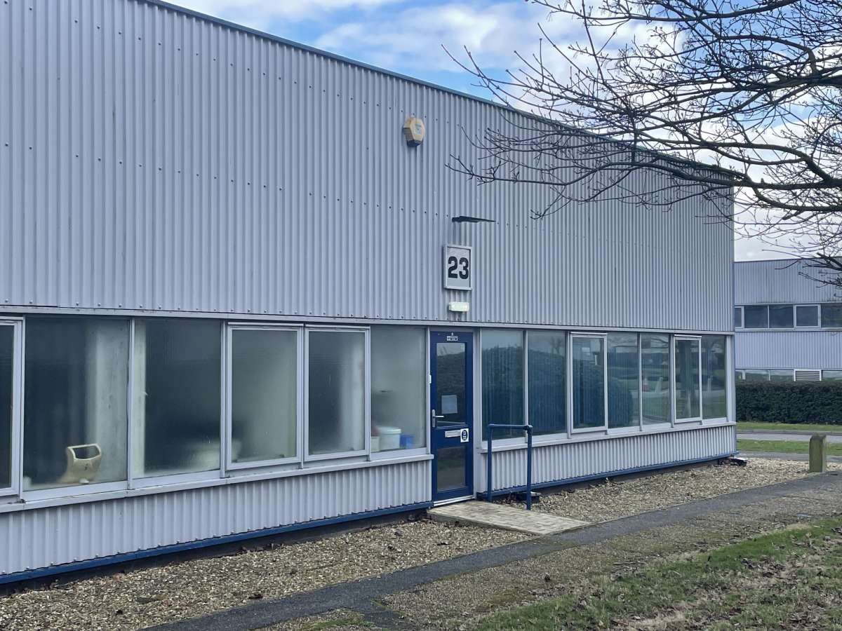 Industrial Unit in Peterborough - photo 4