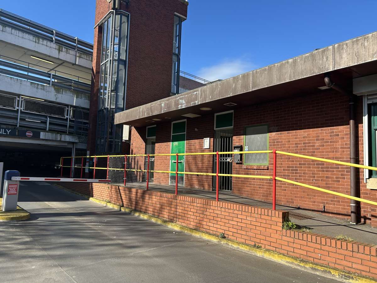 Industrial Unit in Exeter - photo 3