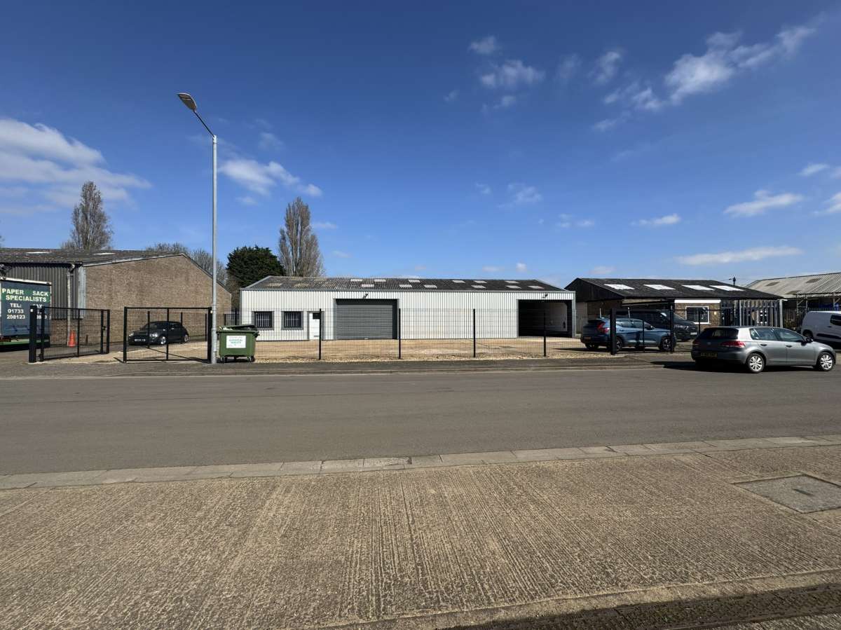 Industrial Unit in Peterborough - photo 4
