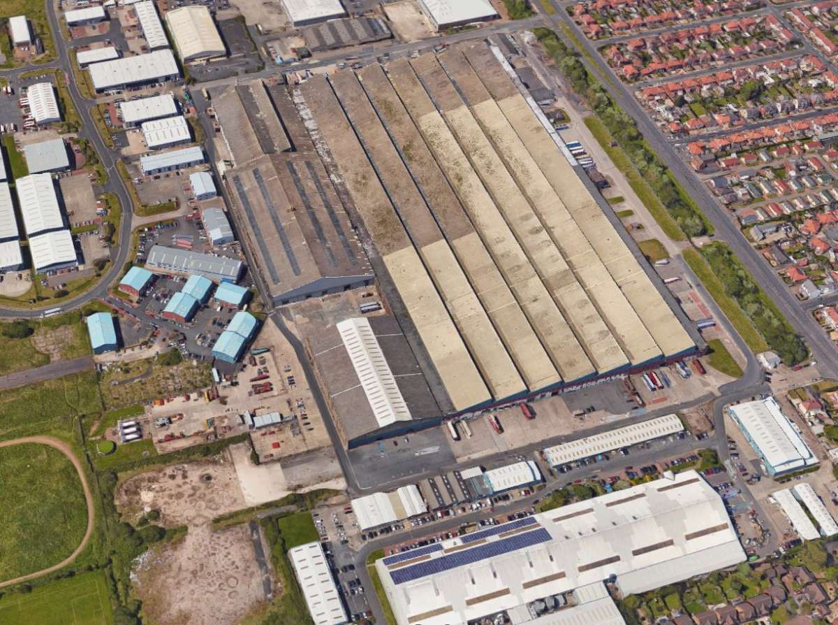 Industrial Unit in Blackpool - photo 2