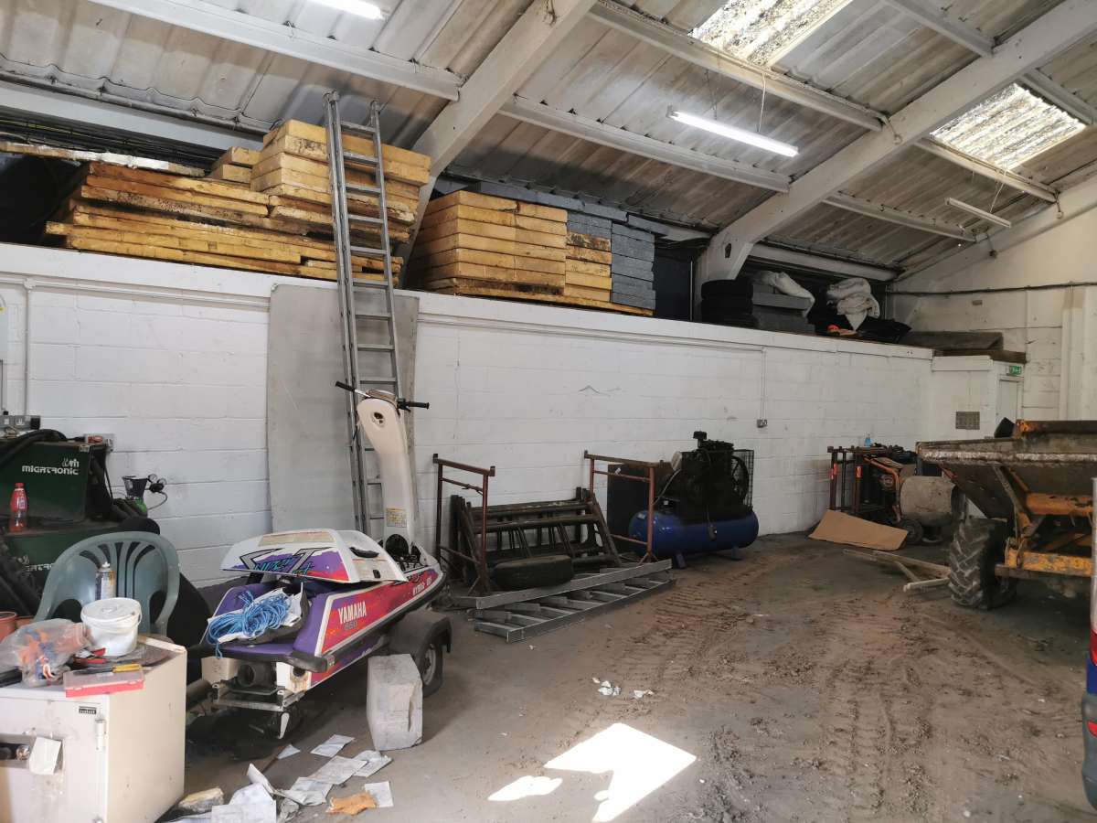 Industrial Unit in Great Yarmouth - photo 4