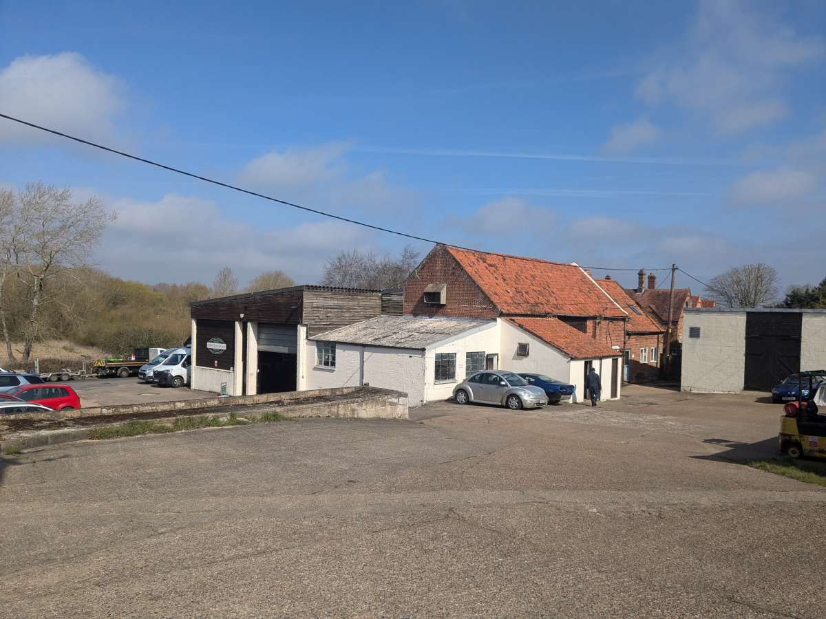 Industrial Unit in Norwich - photo 2