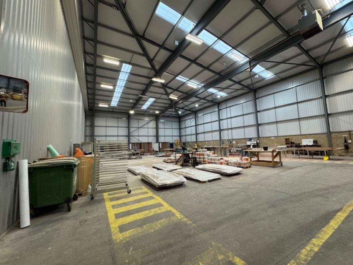 Industrial Unit in Derby - photo 2