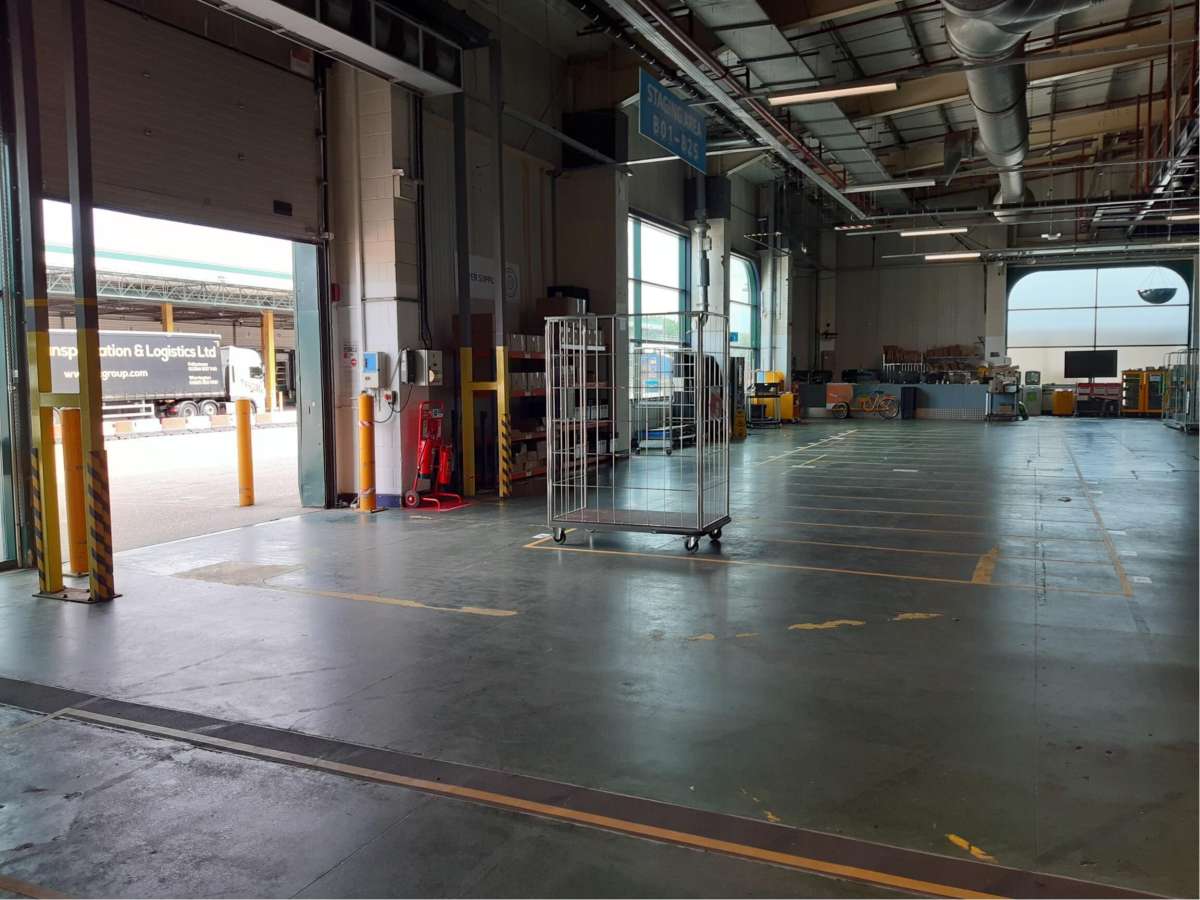 Industrial Unit in Littlehampton - photo 3