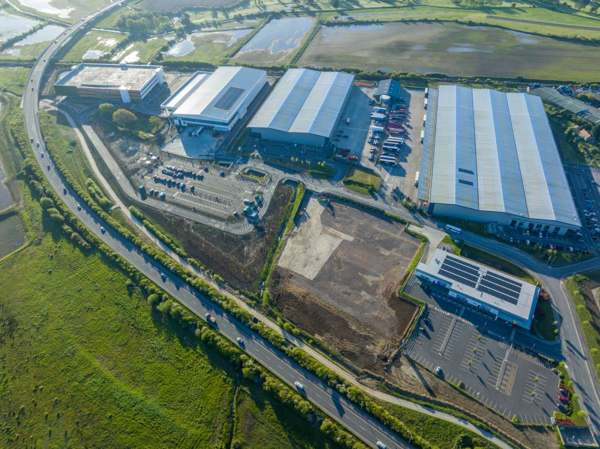 Industrial Unit in Bognor Regis - photo 4